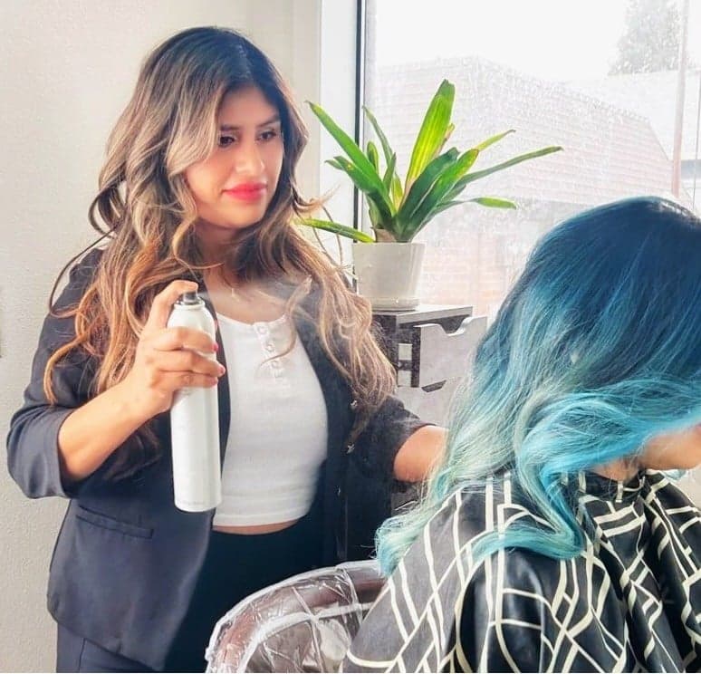 Flora Beauty Salon